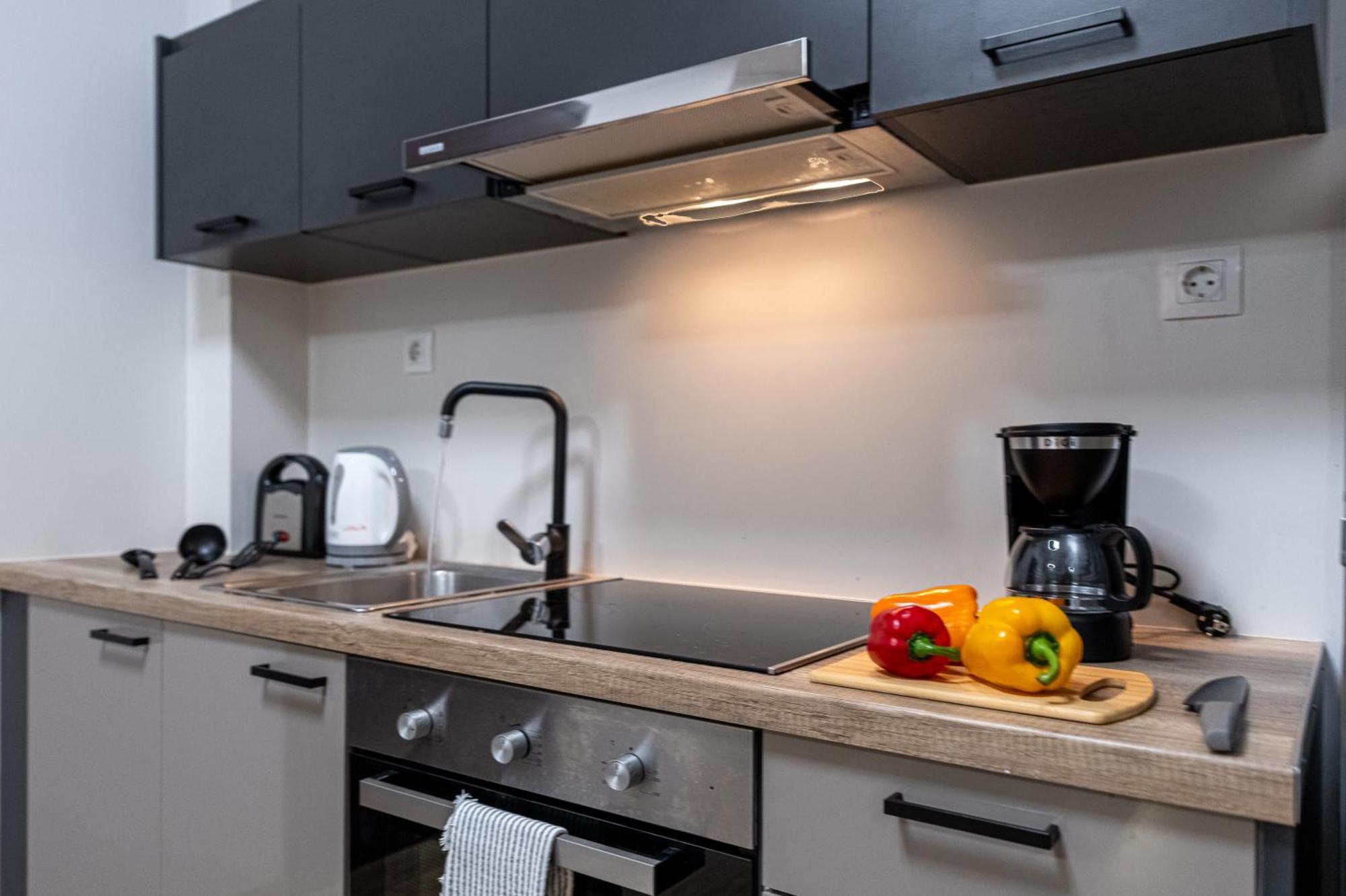 Athenian Infinity Apartments Extérieur photo