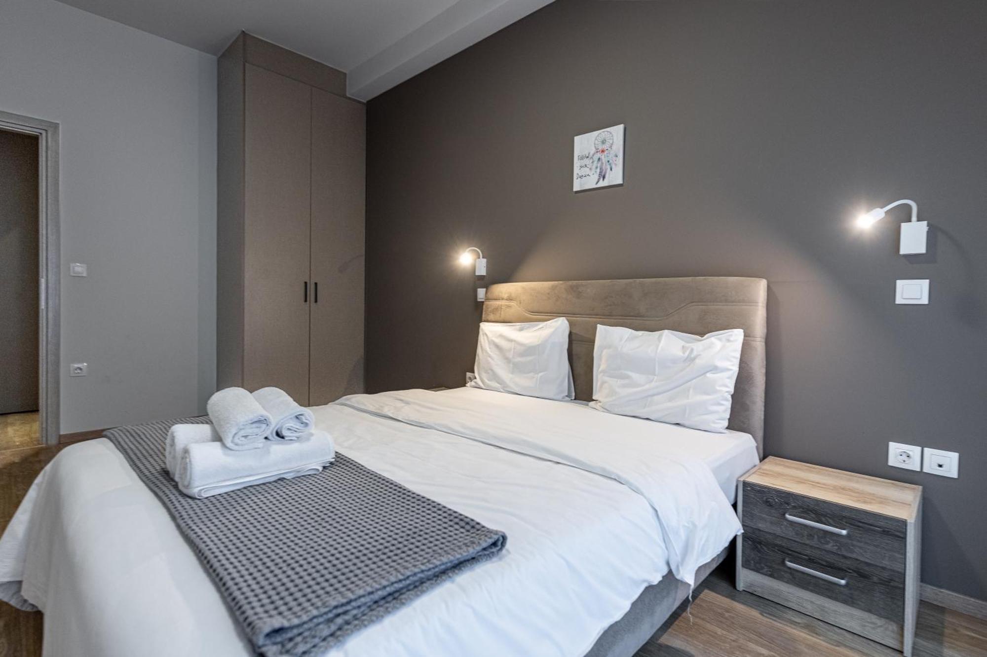 Athenian Infinity Apartments Extérieur photo