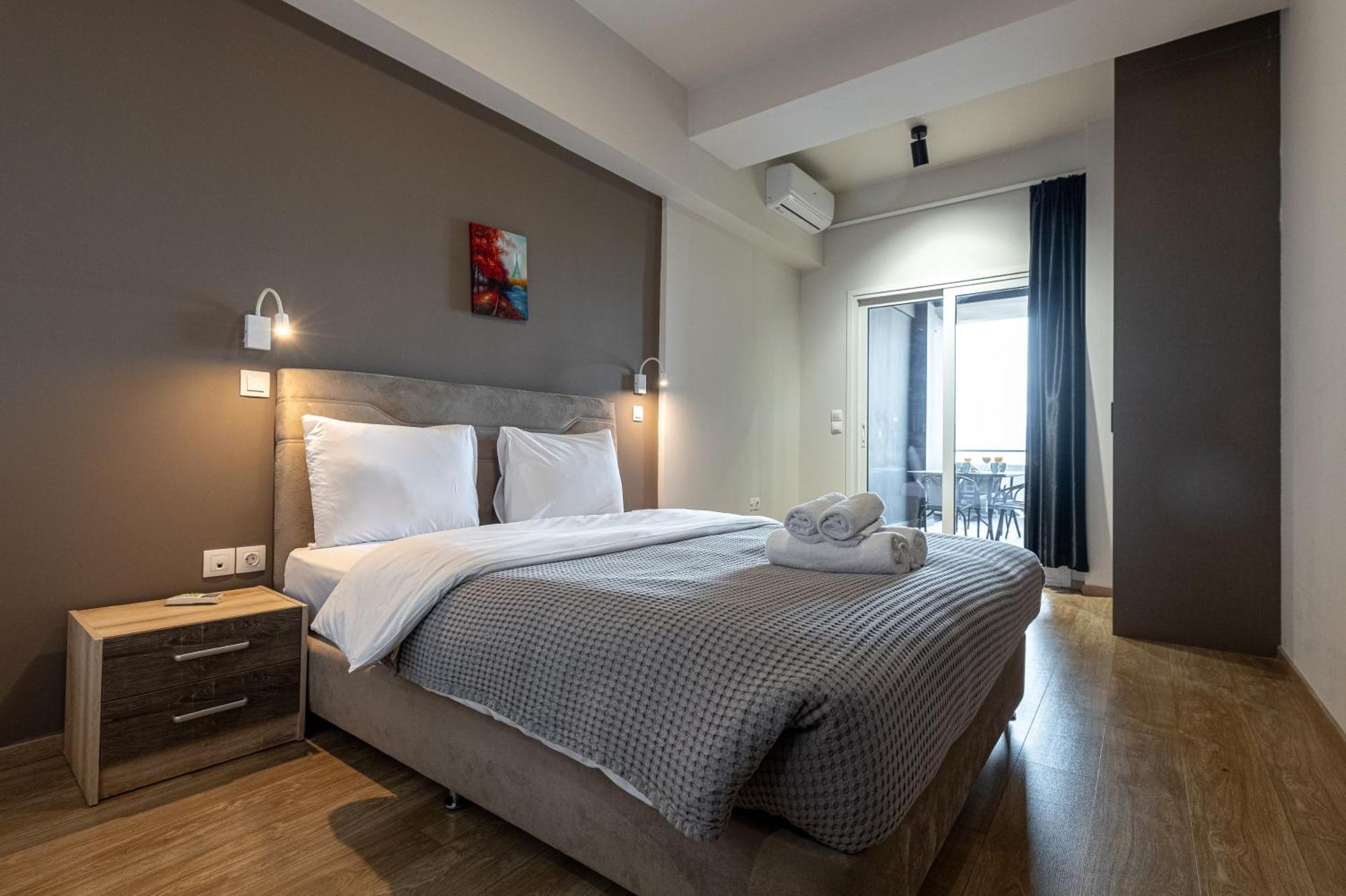 Athenian Infinity Apartments Extérieur photo